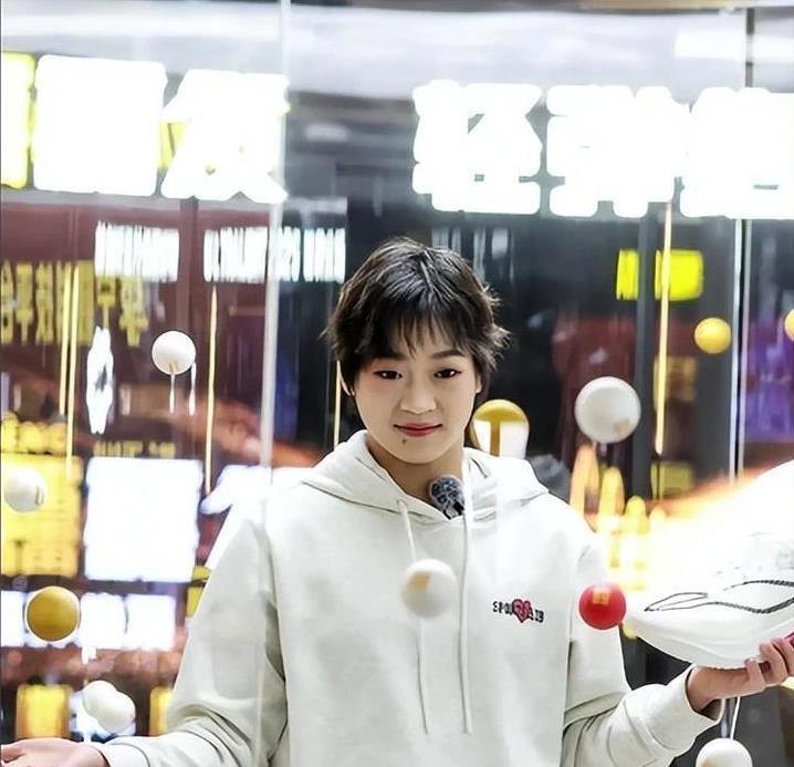 声音, 开学本该是 声音, 开学本该是