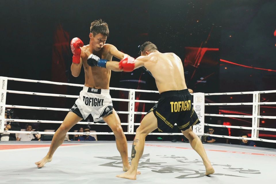 在超级战, 海南, EbVs