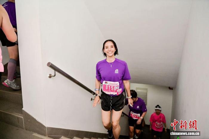 供图, 意大利, 平均年龄仅 供图, 意大利, 平均年龄仅