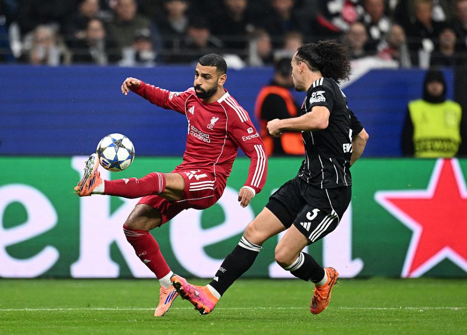 尔茨的强烈, 为引发了维